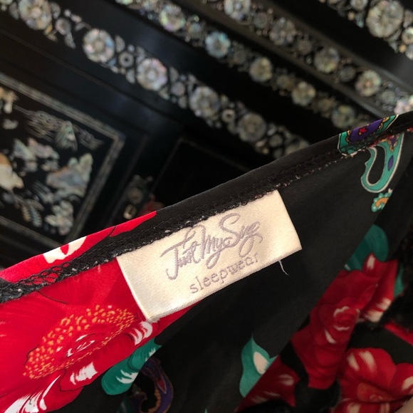 Vintage Nightgown - Picture 5 of 5